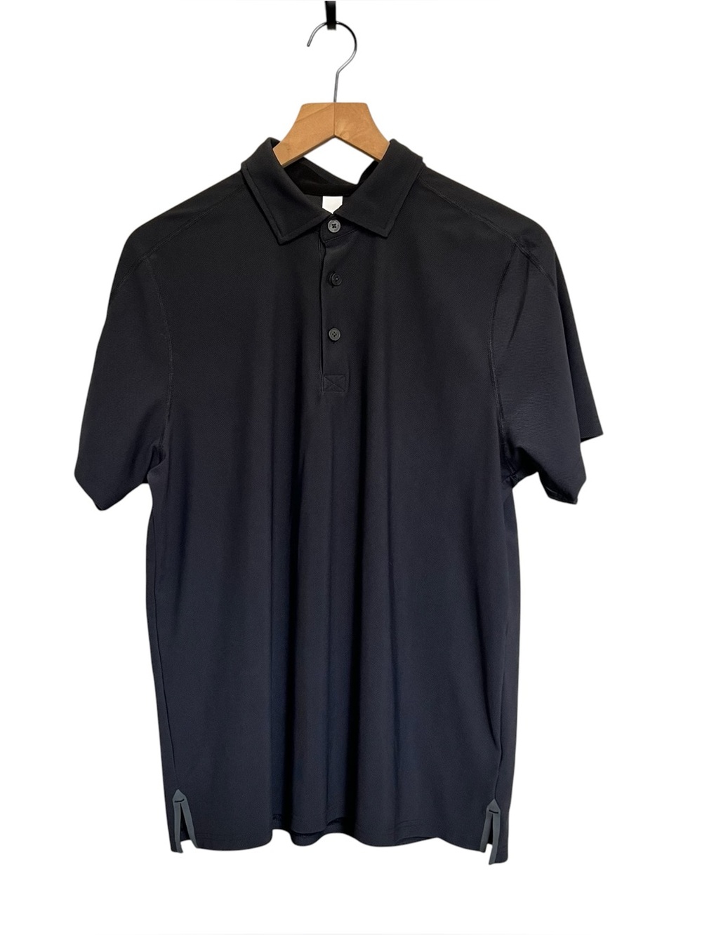 Rhone Men's Black Polo performance Shirt Classic Short Sleeve size medium